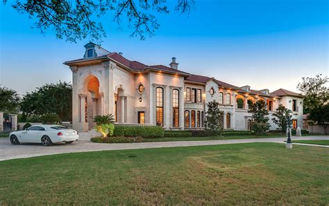 10 000 Square Foot Mediterranean Style Mansion In Richmond Tx Homes