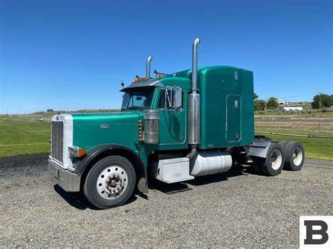 2000 Peterbilt 379 Tractor Truck Booker Auction Company