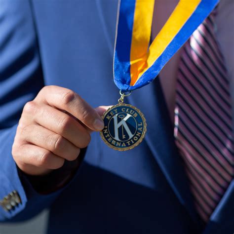 5 Must Have Items For Your Key Club Graduation Key Club