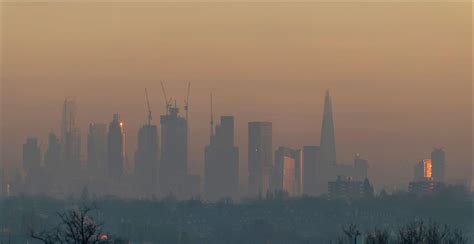 70 Years On From London S Great Smog We Still Need Cleaner Air To