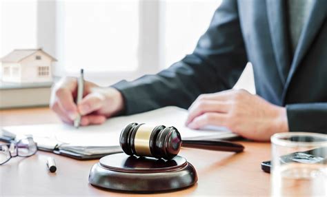 8 Important Things That A Real Estate Lawyer Is Handling