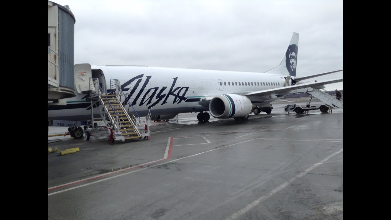 Alaska Airlines Landing At Red Dog Mine Youtube