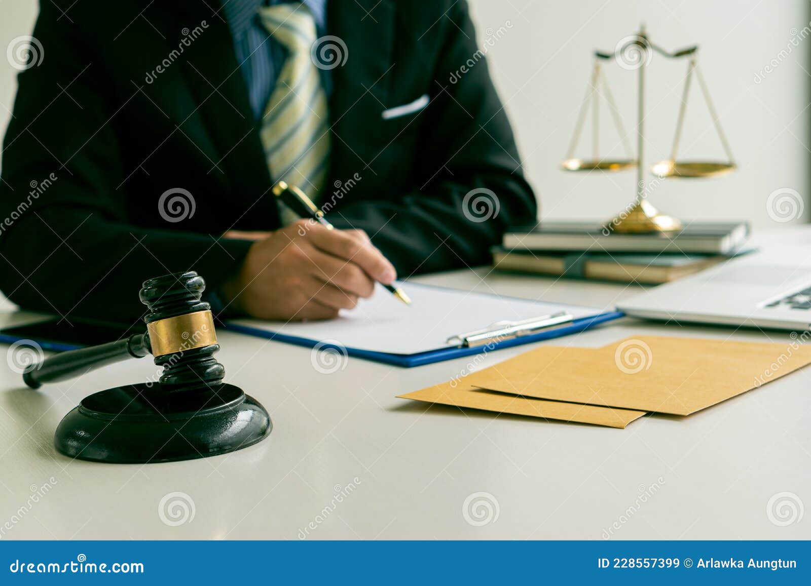 Attorney S Office Judge With Hammer And Scales With Laptop On Desk Businessman In Suit Or Lawyer Working On Paperwork Law Guida Stock Photo Image Of Contract Attorney 228557458