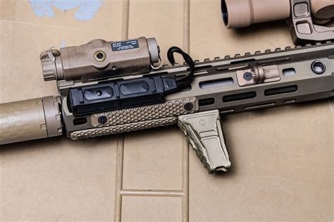 Best Ar 15 Foregrips Hands On Vertical Angled Pew Pew Tactical