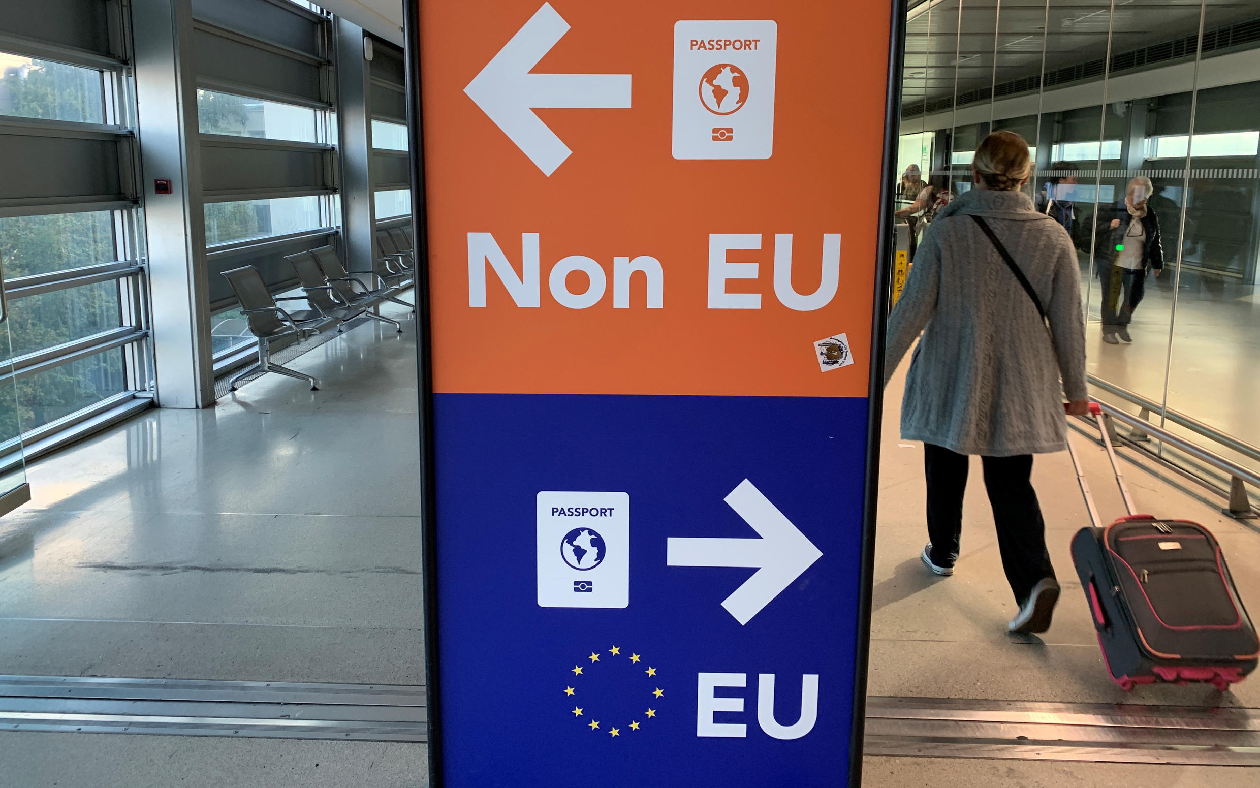 British Immigrants Living In Spain Barred From Flights Due To Brexit