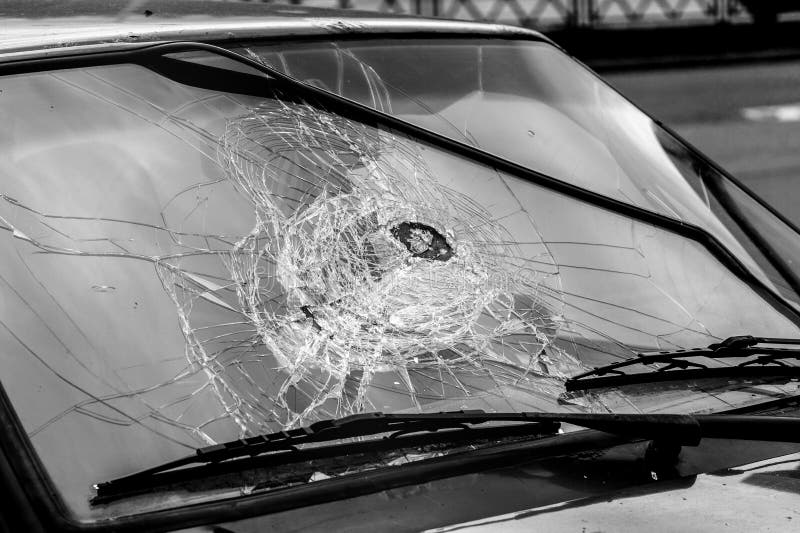 Can I Sell A Junk Car With A Broken Windshield What You Need To Know