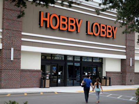 Coronavirus Hobby Lobby Billionaire Keeps Stores Open After God Spoke