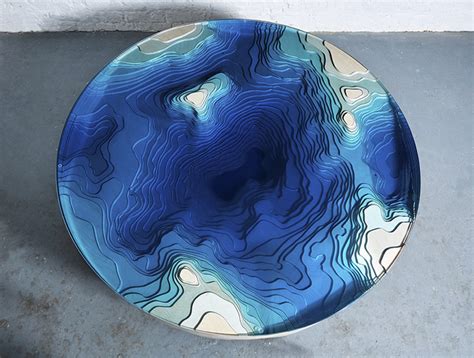 Esta Mesa Inspirada En El Mar Con M Ltiples Capas Te Permite Mirar A La Profundidad Del Oc Ano