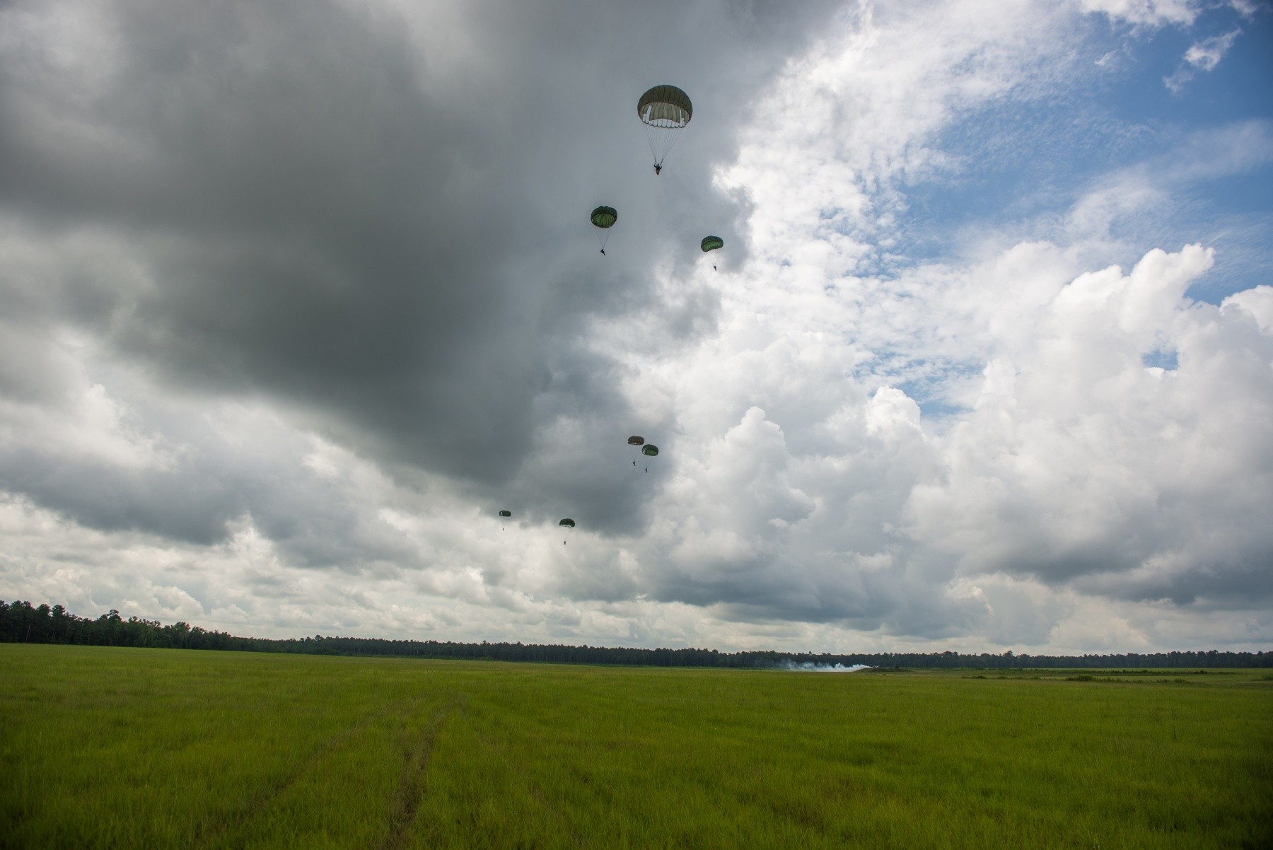 Fort Benning To Mark National Airborne Day With Parachute Jumps Airborne School Graduation