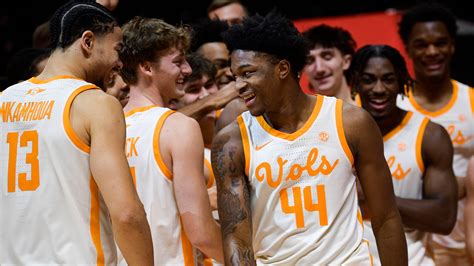 How D J Jefferson Improved During Tennessee Basketball Redshirt Season