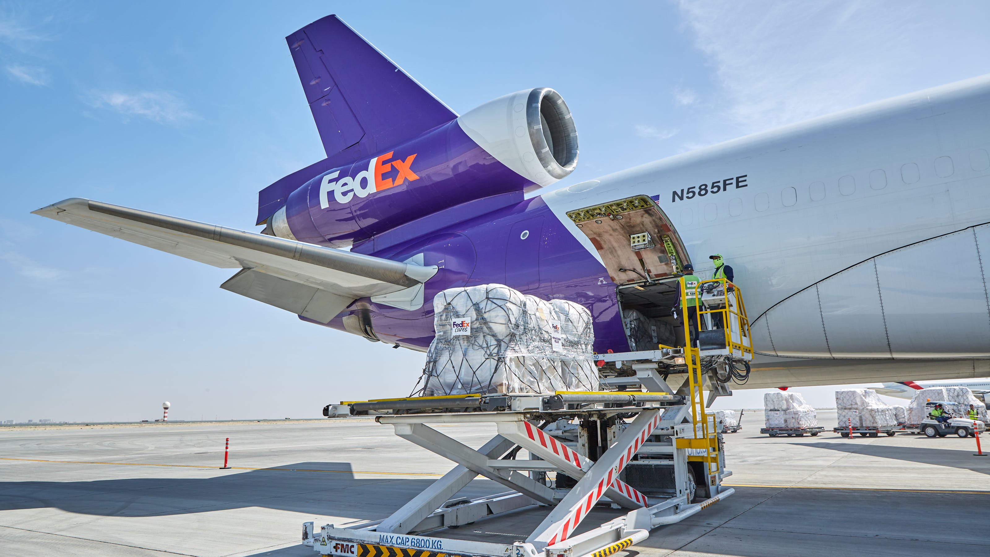 How Fedex Amazon Ups Are Cutting Costs In Current Economic Climate