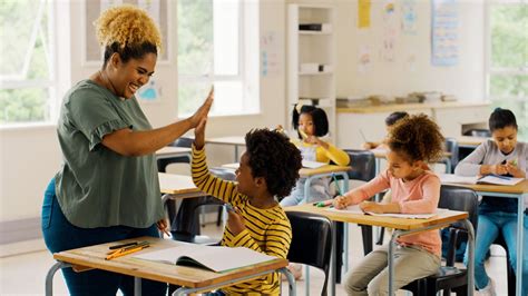 How To Become A Certified Substitute Teacher In 2023 Teachers Of Tomorrow