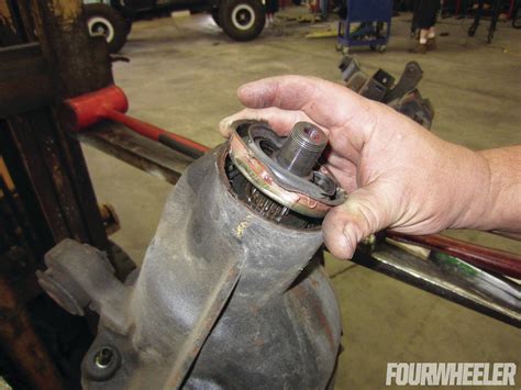 How To Replace A Yoke Seal