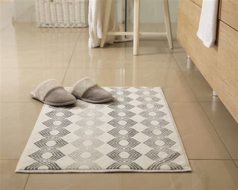 How To Wash Bath Mats And Remove Nasty Odors In Five Simple Steps