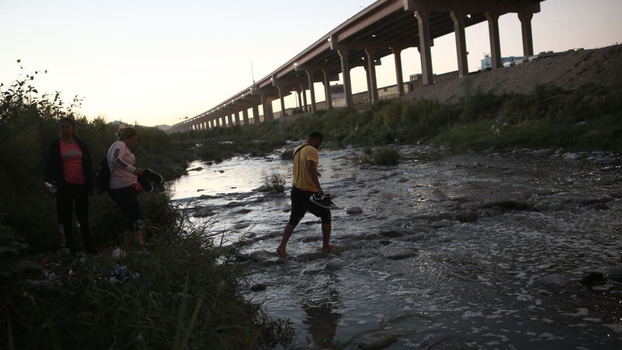 Illegal Border Crossings To Us From Mexico Hit Annual High Ap News