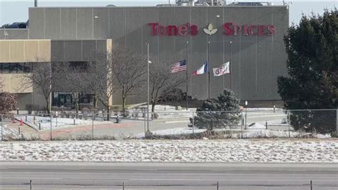 Iowa Made Tone S Being Dropped From Hy Vee Stores