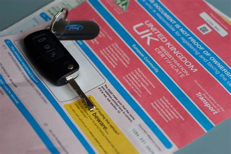 It Amp 39 S The Quickest Way To Deal With Paperwork When You Sell A Car But Just A Third Of Drivers