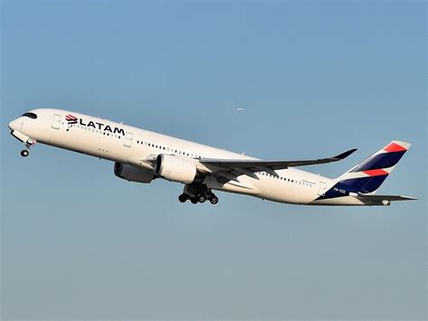 Latam Retires A350s And Simplifies Long Haul Fleet