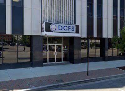 Lawmakers Pass Bill That Will Allow Dcfs Workers In Illinois To Carry