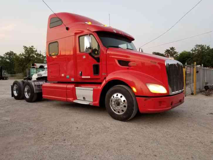 Peterbilt 587 2013 Sleeper Semi Trucks