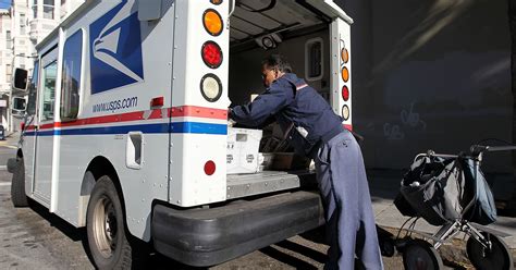 Postal Service Seeks To Retire The Old Mail Truck