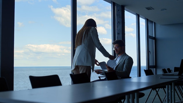 Premium Photo Businesswoman Showing Ceo Papers In Conference Hall Secretary Leaving Room