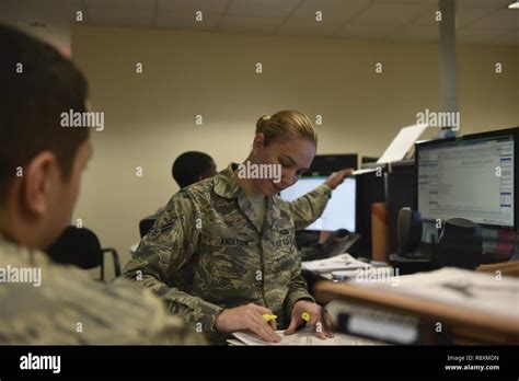 Re Enlistment And Extensions Hi Res Stock Photography And Images Alamy