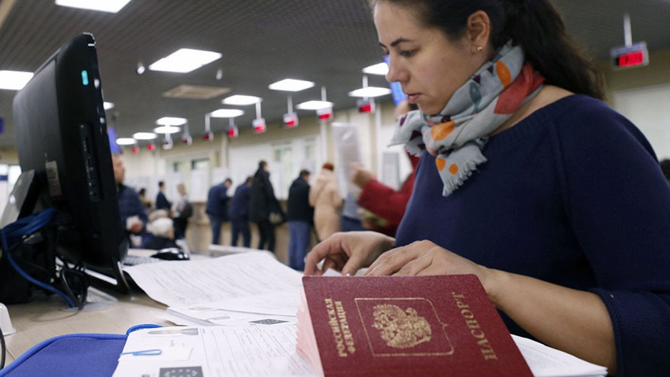 Russia To Offer Simplified E Visas To 53 Countries Bars U S And