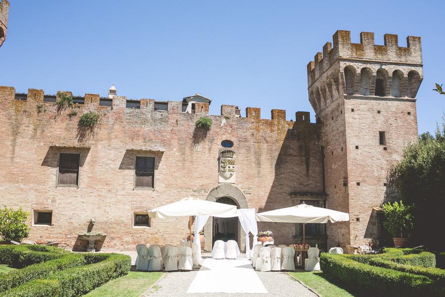 Simplifying Wedding Paperwork In Tuscany The Efffetti Advantage Efffetti Wedding Planners In