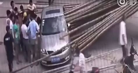 Skoda Rapid Gets Impaled By Bamboo Poles In China Autoevolution