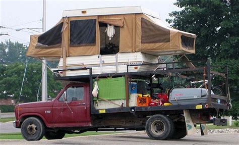 The Bi Level Camper Good Thing The Front Sleeper Is Tied Down Pop Up Truck Campers Pickup