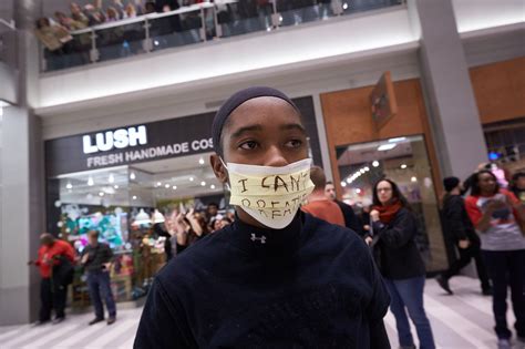 The Mall Of America Wants To Stop A Black Lives Matter Protest With A Restraining Order Vox