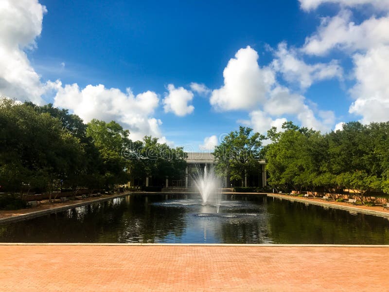 Thomas Cooper Library Columbia South Carolina