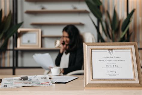 Tips To Keep In Mind When Framing Certificates