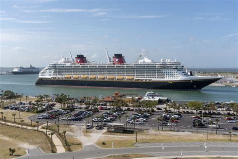 Transportation From Mco To Port Canaveral 5 Ways To Get To The Port Canaveral Cruise Terminal