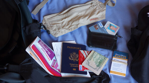 Travel Documents Checklist Roamright S Travel Tips And News