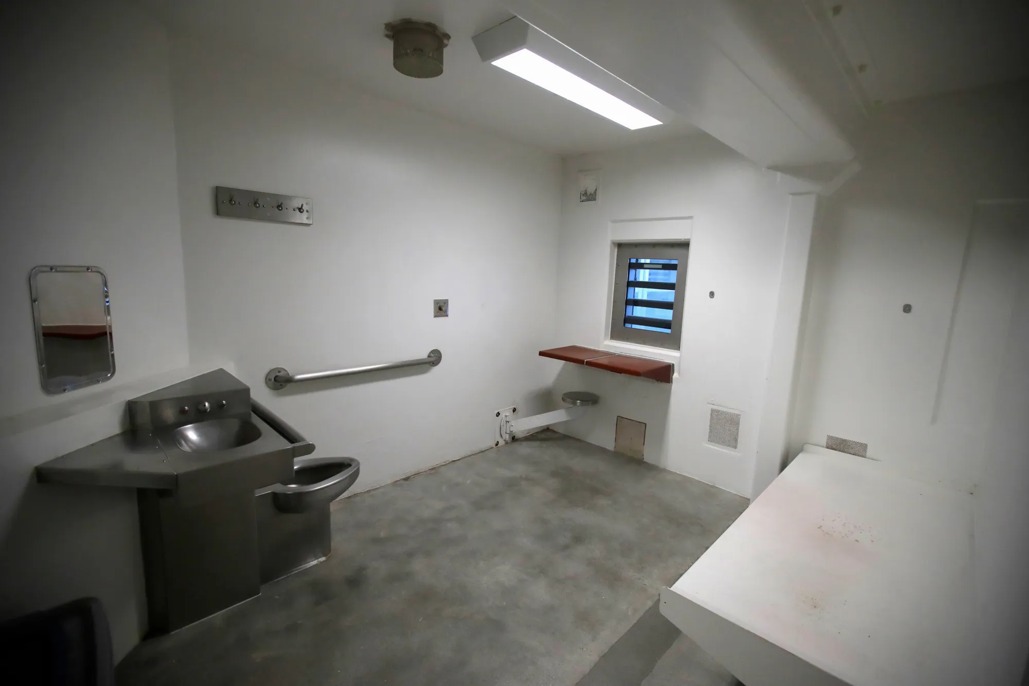 Videos Reveal Problems With Protective Custody In Alaska Prisons Local News Newsminer Com