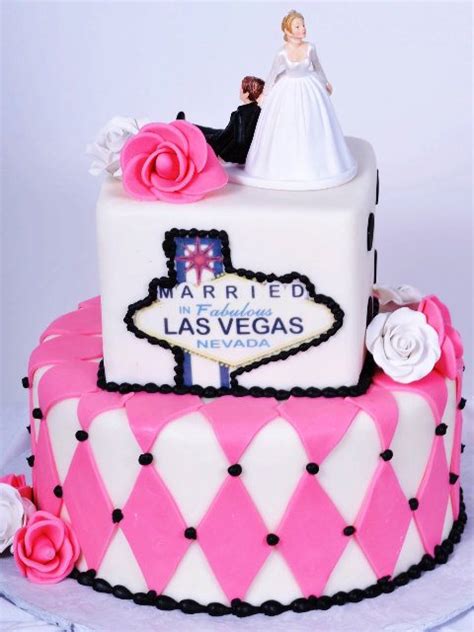 W714 Married In Fabulous Las Vegas Wedding Cakes Fresh Bakery Pastry Palace Las Vegas