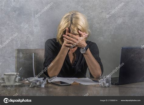 Young Frustrated And Stressed Business Woman Crying Sad At Office Desk